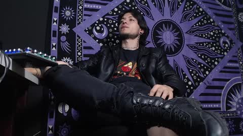 Snapshot of dicaprioo_ chatting on 6, 2, 2025 DICAPRIO online show from 6, 2, 2025