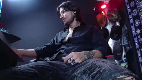 Snapshot of dicaprioo_ chatting on 5, 3, 2025 DICAPRIO online show from 5, 3, 2025