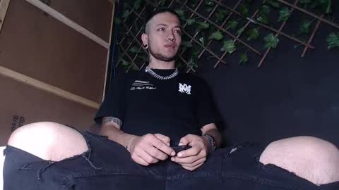 Snapshot of dicaprioo_ chatting on 12, 9, 2025 DICAPRIO online show from 12, 9, 2025