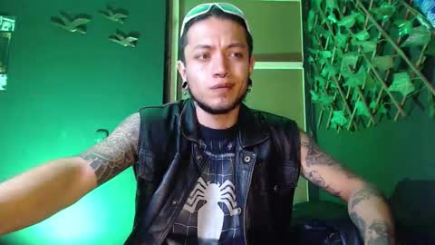 Snapshot of dicaprioo_ chatting on 13, 11, 2025 DICAPRIO online show from 13, 11, 2025