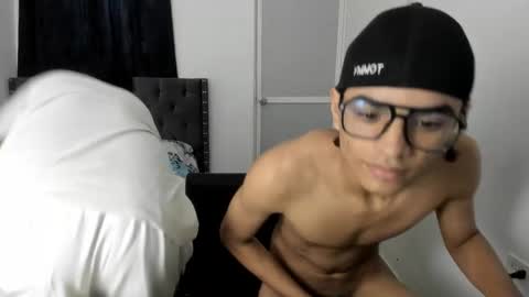 Snapshot of dick_master17 chatting on 28, 11, 2025 dick online show from 28, 11, 2025