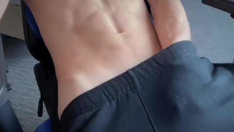 Snapshot of dickbboy19 chatting on 9, 9, 2025 dickbboy19 online show from 9, 9, 2025