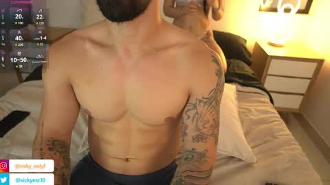 Snapshot of diego_strong_ chatting on 25, 11, 2025 Diego and Vicky online show from 25, 11, 2025