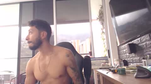 Snapshot of diehgoo_ortega chatting on 15, 12, 2025 Diego Ortega online show from 15, 12, 2025