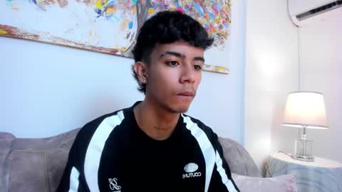 Snapshot of dikey_18 chatting on 4, 3, 2025 dikey_18 online show from 4, 3, 2025