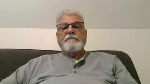 Snapshot of dilbert2024 chatting on 4, 2, 2025 Dilbert online show from 4, 2, 2025