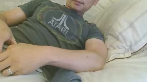 Snapshot of dildobandit213 chatting on 17, 10, 2025 dildobandit online show from 17, 10, 2025