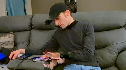 Snapshot of dilldough405 chatting on 8, 12, 2024 Dilldough405 online show from 8, 12, 2024