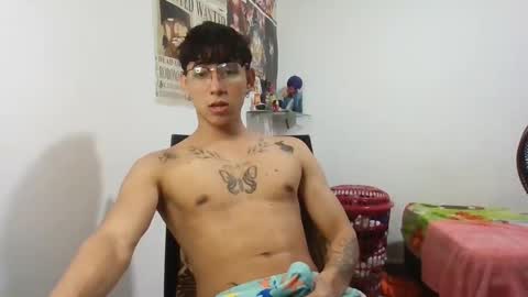 dillom420 online show from 15, 1, 2025