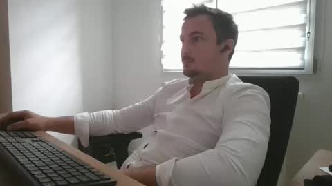 Snapshot of dim623 chatting on 23, 9, 2025 dim623 online show from 23, 9, 2025