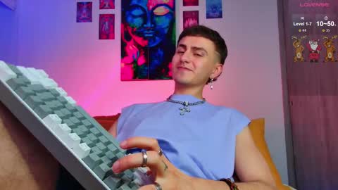 Julian Independent Model online show from 3, 12, 2025