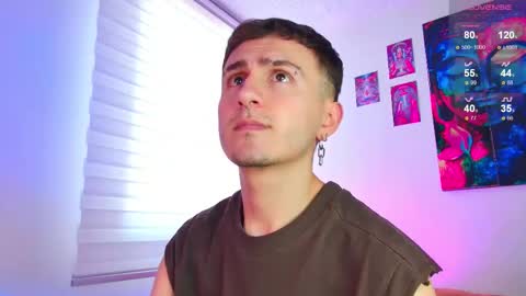 Julian Independent Model online show from 20, 3, 2026