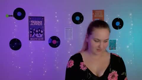 Snapshot of dina_bloom chatting on 23, 2, 2026 dina_bloom online show from 23, 2, 2026