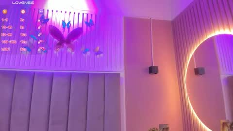 Cristal  online show from 16, 10, 2025