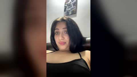 Snapshot of diosa_cristal_ chatting on 4, 4, 2026 Cristal Independent model online show from 4, 4, 2026