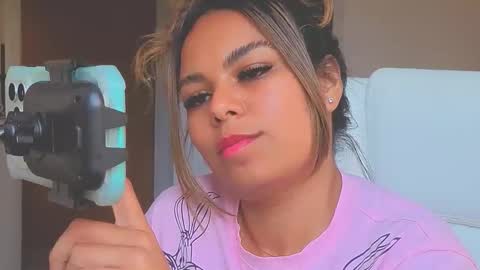 diosadeluniverso_ online show from 9, 1, 2026