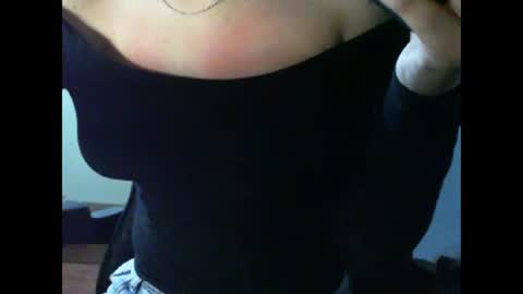 Snapshot of dirtigame chatting on 12, 4, 2026 dirtigame online show from 12, 4, 2026