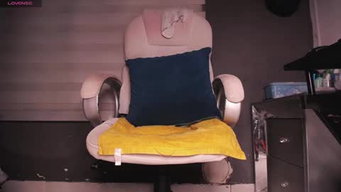 Snapshot of dirty_27cms chatting on 31, 10, 2025 dirty_27cms online show from 31, 10, 2025