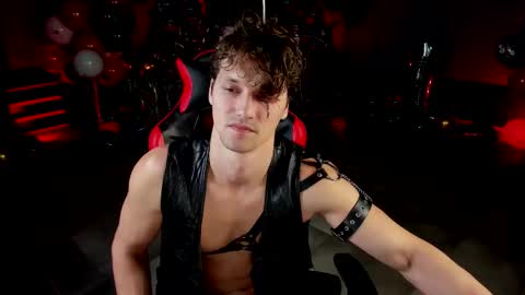 Snapshot of dirty_boss chatting on 19, 10, 2025 dirty_boss online show from 19, 10, 2025