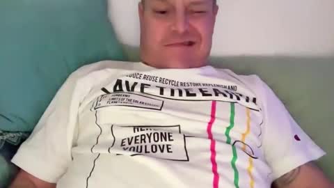 Jan online show from 1, 2, 2025