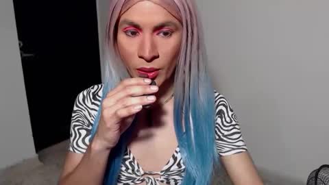 Snapshot of dirtydanezka chatting on 21, 11, 2025 dirtydanezka online show from 21, 11, 2025