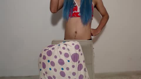 Snapshot of dirtydanezka chatting on 5, 12, 2025 dirtydanezka online show from 5, 12, 2025