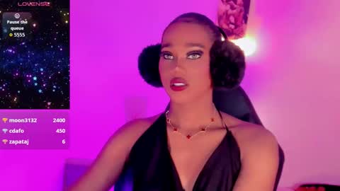 Naomy  online show from 21, 11, 2025