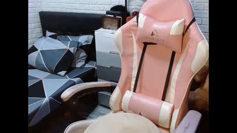 Snapshot of dirtylexa31 chatting on 2, 2, 2025 LEXA online show from 2, 2, 2025