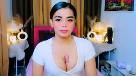 Carmy And Yanna Faulkerson online show from 21, 11, 2025