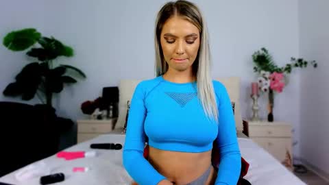 Chloe online show from 1, 10, 2025