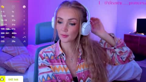 Snapshot of disney__princess chatting on 8, 3, 2026 JASMINE online show from 8, 3, 2026