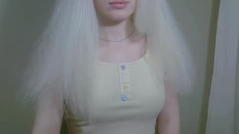 Snapshot of ditamilton chatting on 14, 10, 2025 DitaMilton online show from 14, 10, 2025