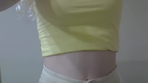 Snapshot of ditamilton chatting on 7, 11, 2025 DitaMilton online show from 7, 11, 2025