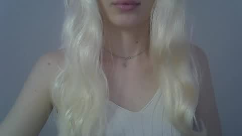 DitaMilton online show from 3, 2, 2026