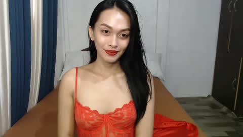 DIVINA online show from 13, 12, 2024