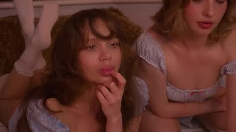 Eva and Lucia online show from 26, 9, 2025