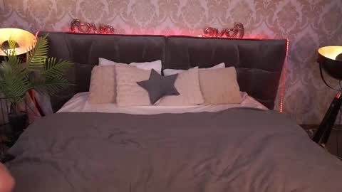 DivineJasss online show from 27, 2, 2025