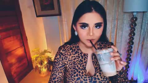 Snapshot of divorced_ms_valeria chatting on 1, 3, 2026 Vally online show from 1, 3, 2026