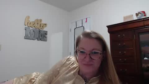 dixie_comanche online show from 16, 1, 2025