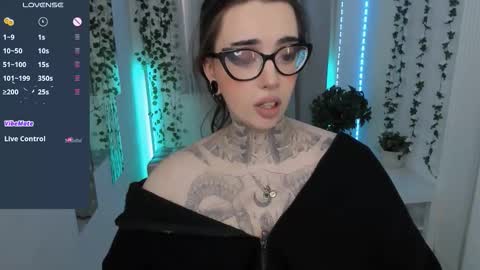 Snapshot of dixipixi_ chatting on 18, 3, 2026 dixipixi_ online show from 18, 3, 2026