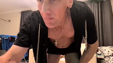 breTTn8erxxx online show from 23, 2, 2025