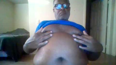 Snapshot of djbignuttsbrownass24 chatting on 10, 2, 2025 djbignuttsbrownass24 online show from 10, 2, 2025