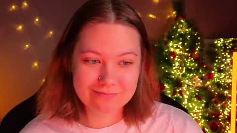 Snapshot of djennapalme chatting on 3, 12, 2025 Jenia online show from 3, 12, 2025