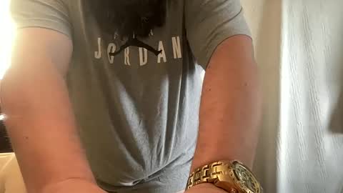 Snapshot of djfreeque chatting on 27, 9, 2025 djfreeque online show from 27, 9, 2025