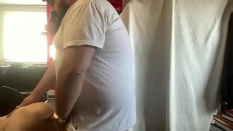 Snapshot of djfreeque chatting on 19, 10, 2025 djfreeque online show from 19, 10, 2025