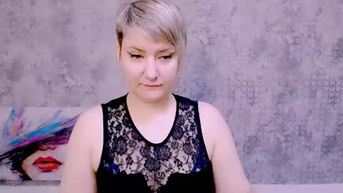 Snapshot of djullia chatting on 1, 2, 2025 djullia online show from 1, 2, 2025