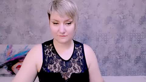 Snapshot of djullia chatting on 8, 2, 2025 djullia online show from 8, 2, 2025