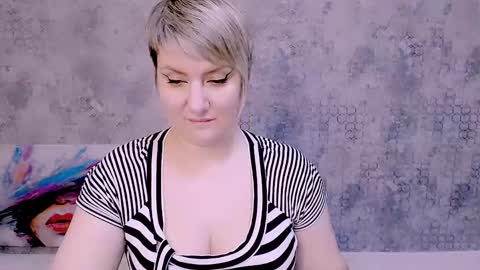 Snapshot of djullia chatting on 17, 2, 2025 djullia online show from 17, 2, 2025