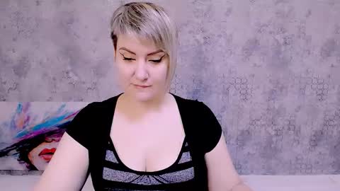 Snapshot of djullia chatting on 17, 9, 2025 djullia online show from 17, 9, 2025