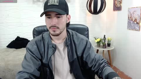 Snapshot of dmitrisanders1 chatting on 22, 1, 2025 Maybe in pvt online show from 22, 1, 2025